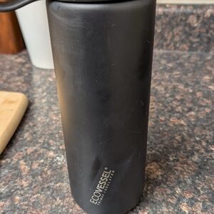 EcoVessel Black Insulated Mug